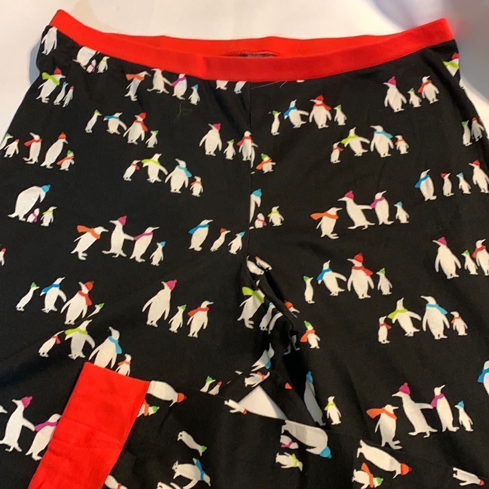 Wondershop Penguin size XL men’s pajamas (or unisex)